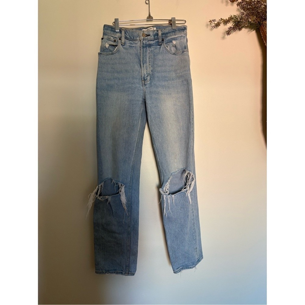 Abercrombie 90s Straight Jeans 26 Ultra High Rise Light Wash Distressed